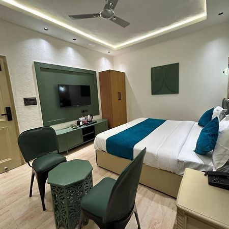 Divine Hotel Карнал Екстер'єр фото