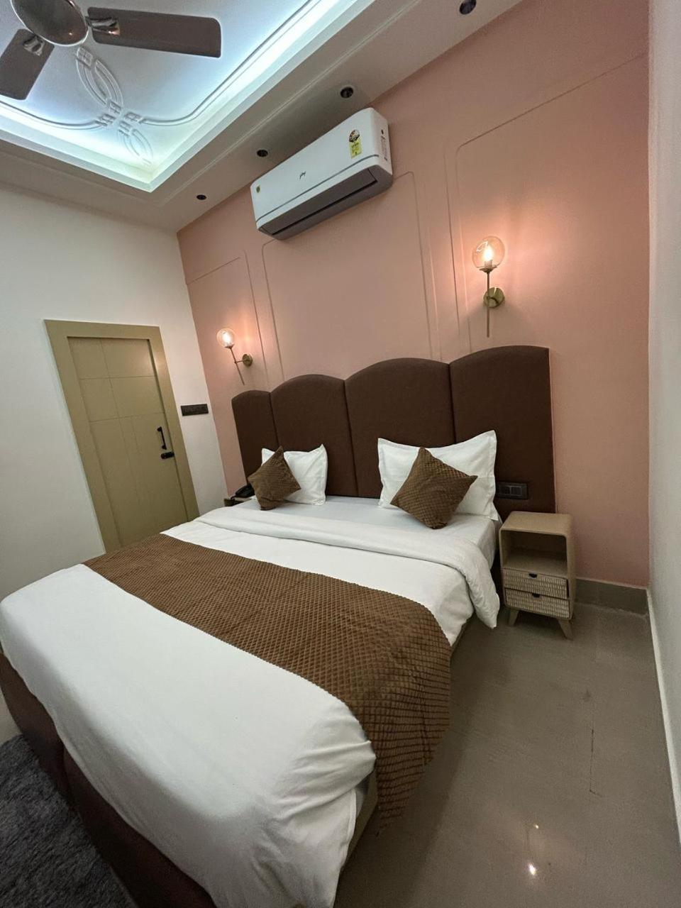 Divine Hotel Карнал Екстер'єр фото